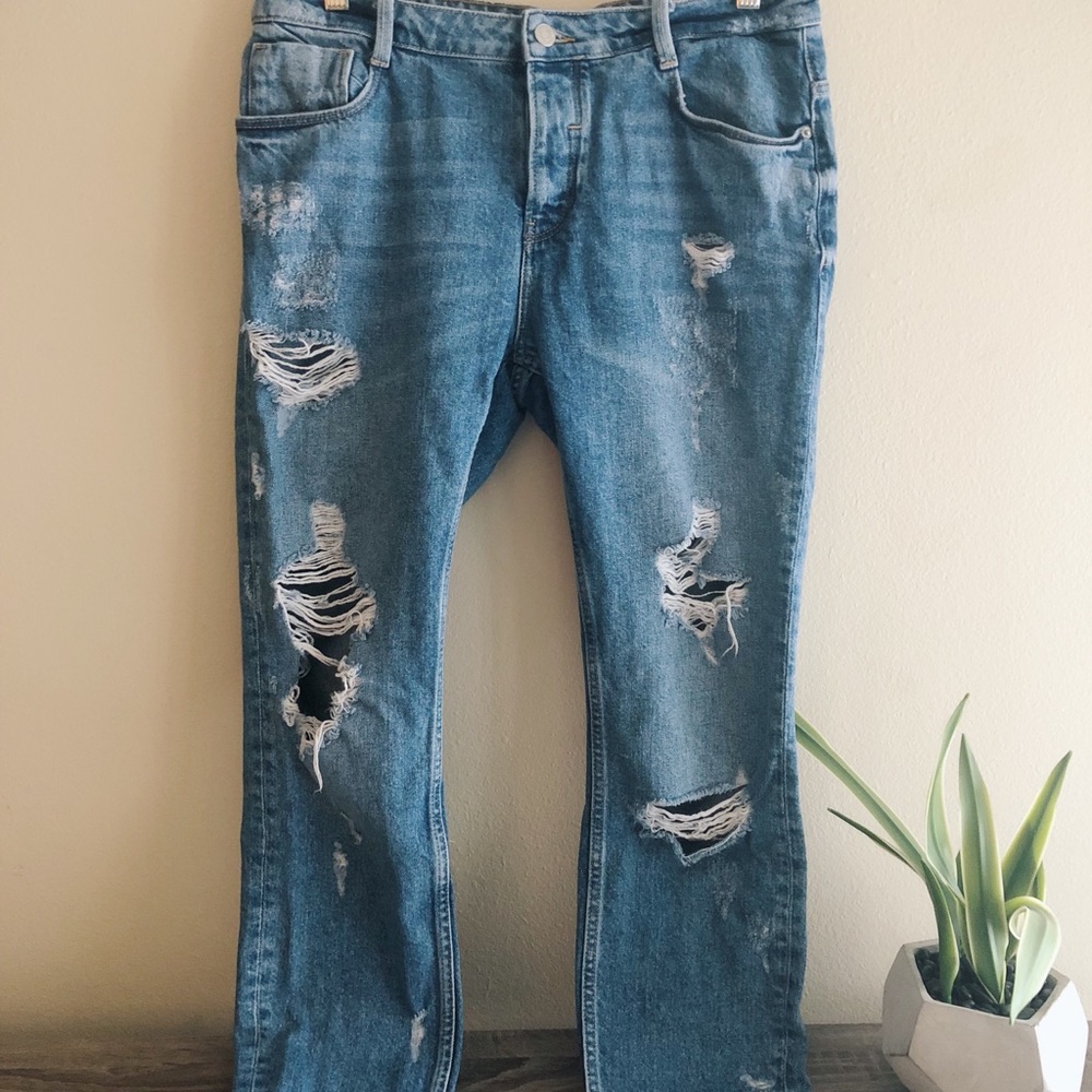 Zara denim distressed BF jean low waisted